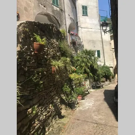 U Sportegu Da E Monti A Giaia