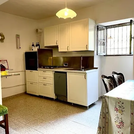 U Sportegu Da E Monti A Giaia Tatil Evi Badalucco