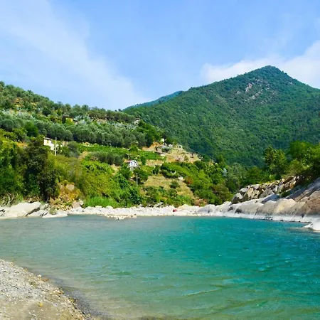 Tatil Evi U Sportegu Da E Monti A Giaia