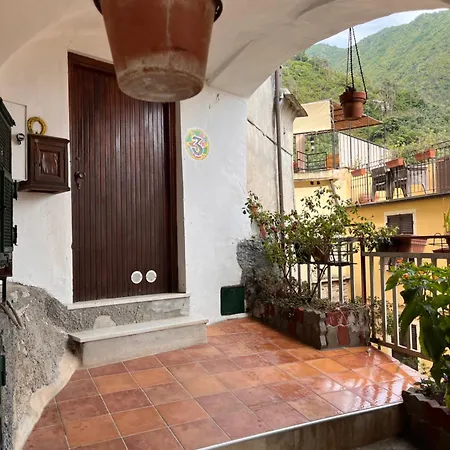 Сasa de vacaciones U Sportegu Da E Monti A Giaia